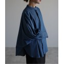 ドルマンスリーブ付け衿ブラウス