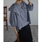 フリルカラーブラウス...