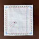 ご奉仕価格・刺繍いり　テーブルクロス・小花とリボン・スワトウ刺繍・キッチンファブリック